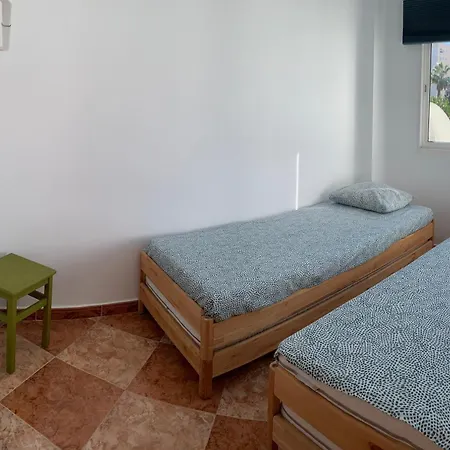 Los Guindos Apartmán *
